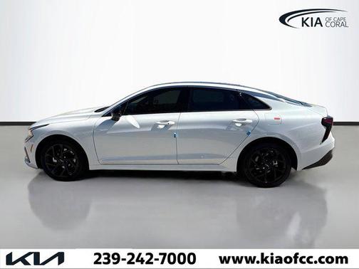 Snow White Pearl 2026 Kia K5 GT-Line FWD