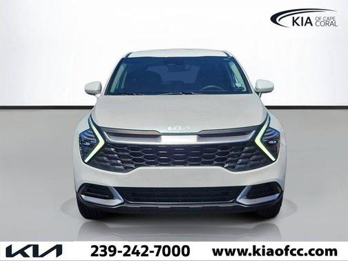 Snow White Pearl 2024 Kia Sportage LX