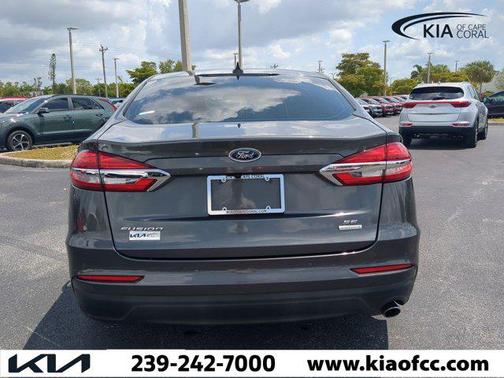 2020 Ford Fusion SE
