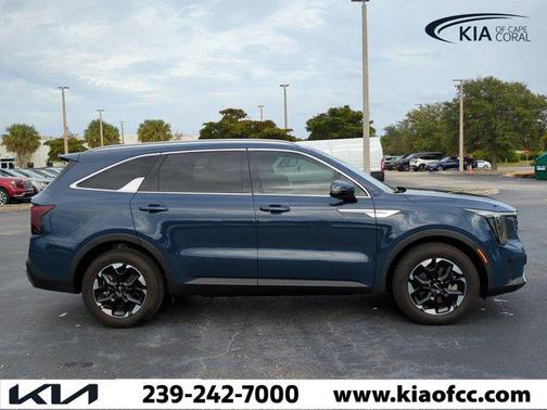 2024 Kia Sorento S