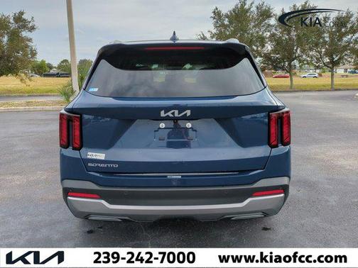 2024 Kia Sorento S