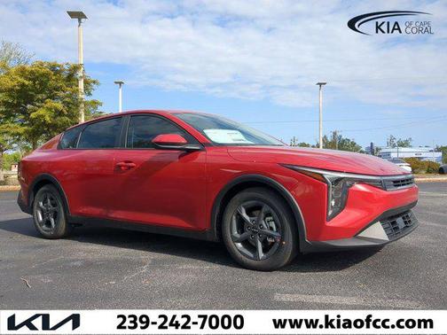 2025 Kia K4 LXS