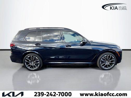 2023 BMW X7 xDrive40i