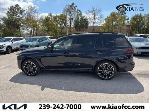 2023 BMW X7 xDrive40i