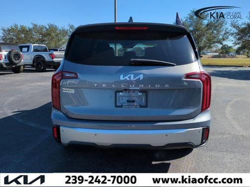 2024 Kia Telluride LX