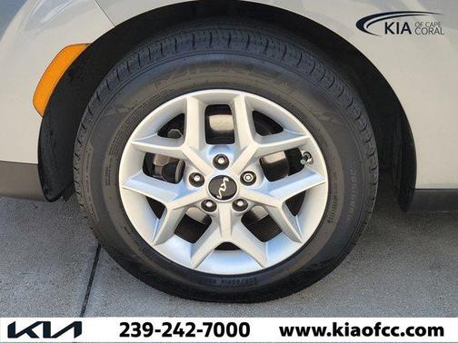 Steel Gray 2022 Kia Soul LX