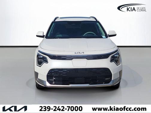 Snow White Pearl 2026 Kia Niro EV Wave
