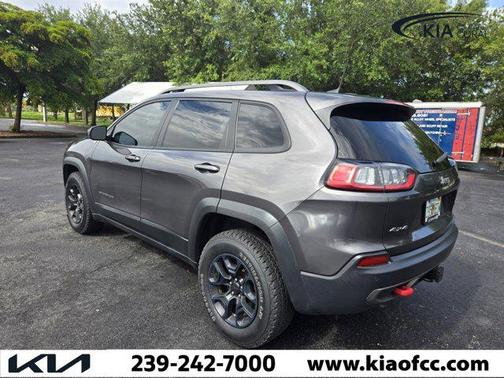 2020 Jeep Cherokee Trailhawk