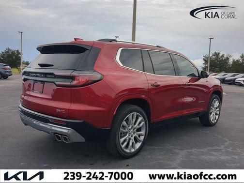 2024 GMC Acadia Denali