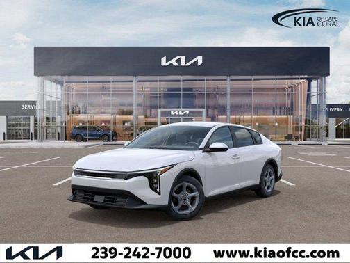 2025 Kia K4 LXS