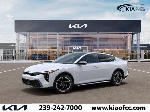 Snow White Pearl 2026 Kia K4 GT-Line