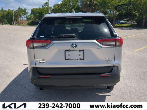 2024 Toyota RAV4 Hybrid XLE Premium