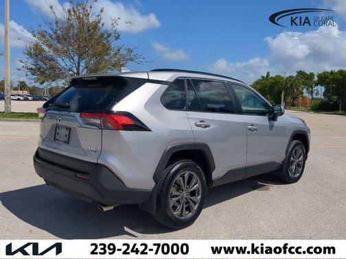 2024 Toyota RAV4 Hybrid XLE Premium