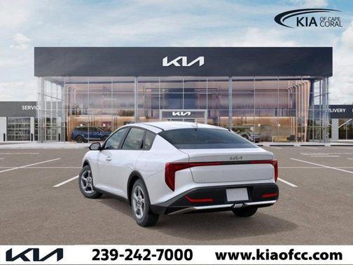 2025 Kia K4 LXS
