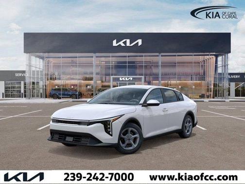 2025 Kia K4 LXS