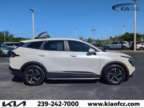 2024 Kia Sportage Hybrid LX