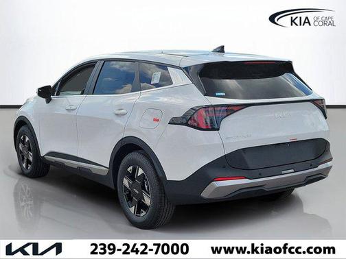 Glacial White Pearl 2026 Kia Sportage LX