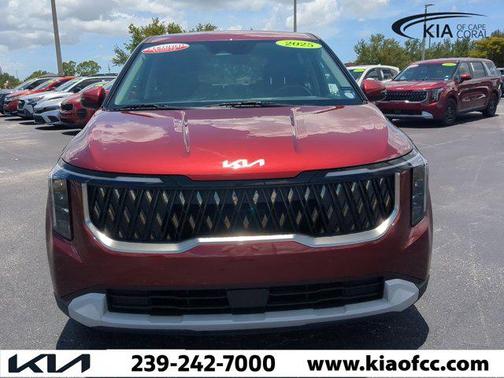 2025 Kia Carnival LXS