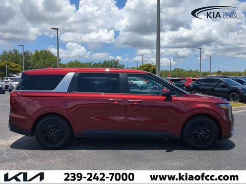 2025 Kia Carnival LXS