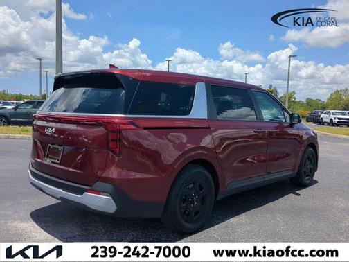 2025 Kia Carnival LXS