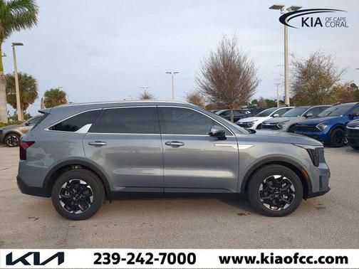2025 Kia Sorento S