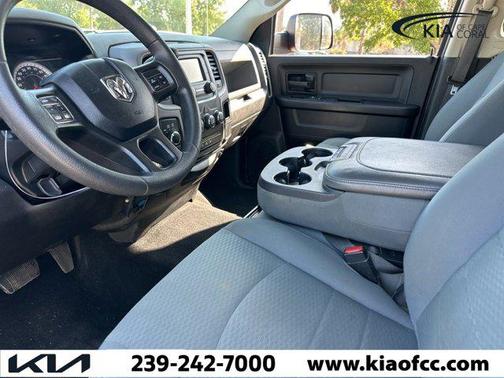 2018 RAM 2500 Tradesman Crew Cab 4x4 6'4' Box