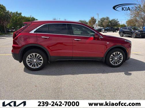 2024 Cadillac XT4 Premium Luxury