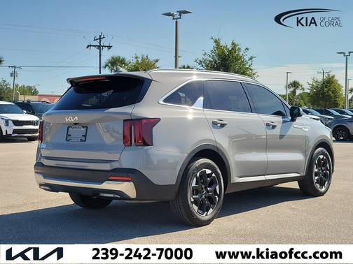 Wolf Gray 2024 Kia Sorento S