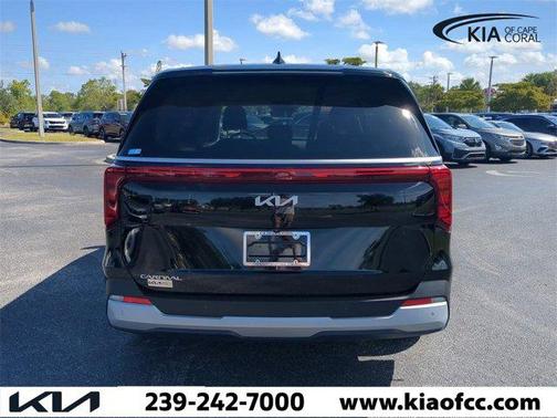 2025 Kia Carnival LXS
