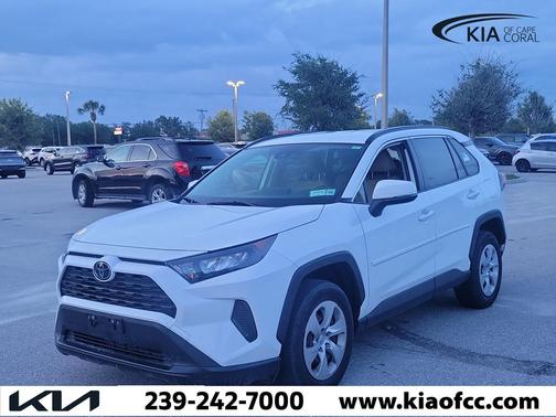 Super White 2020 Toyota RAV4 LE