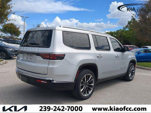 2022 Jeep Wagoneer Series III 4x4