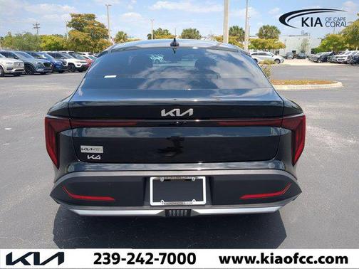 2025 Kia K4 LX