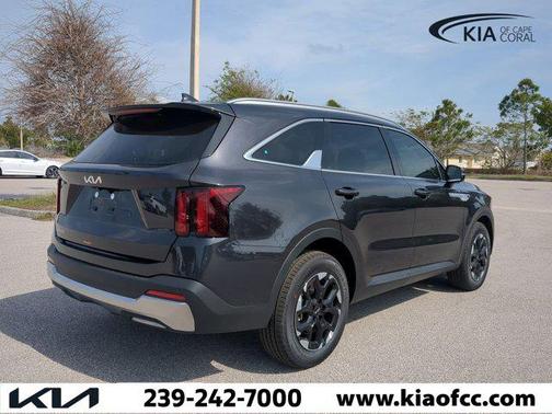 2025 Kia Sorento S