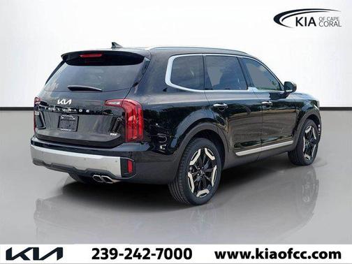 Ebony Black 2024 Kia Telluride S