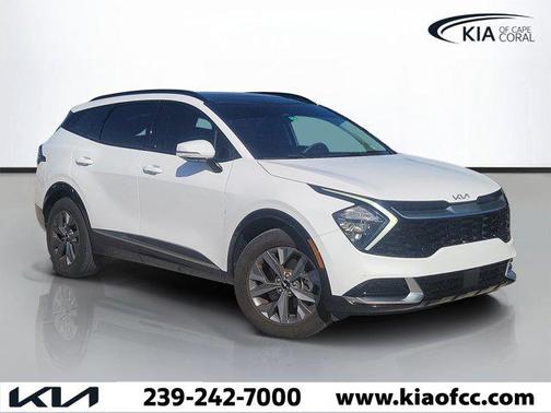 Glacial White Pearl 2023 Kia Sportage SX