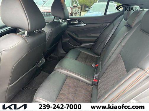 Gun Metallic 2023 Nissan Maxima SR Xtronic CVT