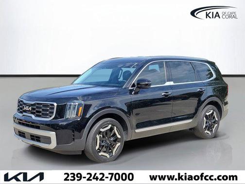 Ebony Black 2023 Kia Telluride S