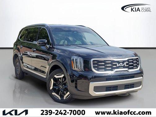 Ebony Black 2023 Kia Telluride S
