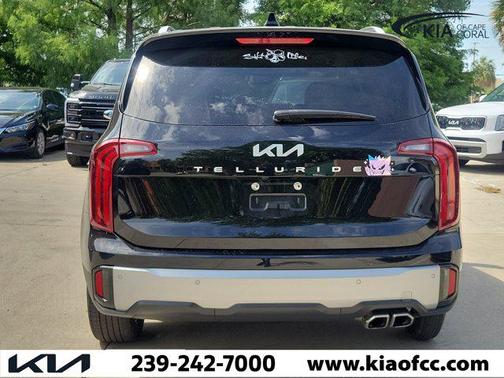 Ebony Black 2023 Kia Telluride S