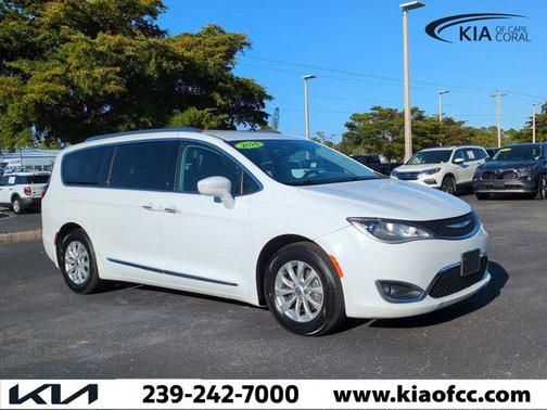2018 Chrysler Pacifica Touring-L Plus