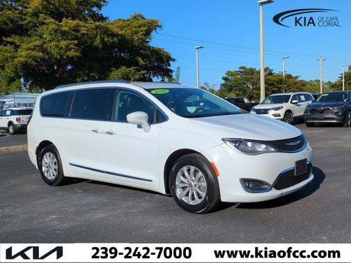 2018 Chrysler Pacifica Touring-L Plus