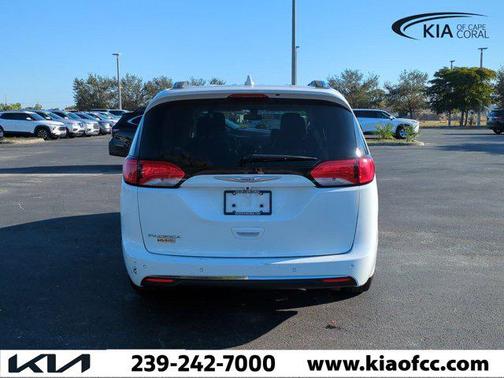 2018 Chrysler Pacifica Touring-L Plus