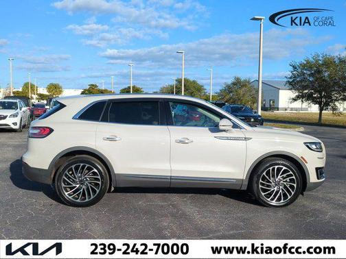 2020 Lincoln Nautilus Reserve