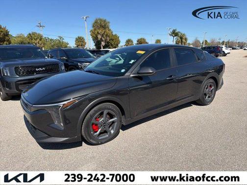 2025 Kia K4 LXS