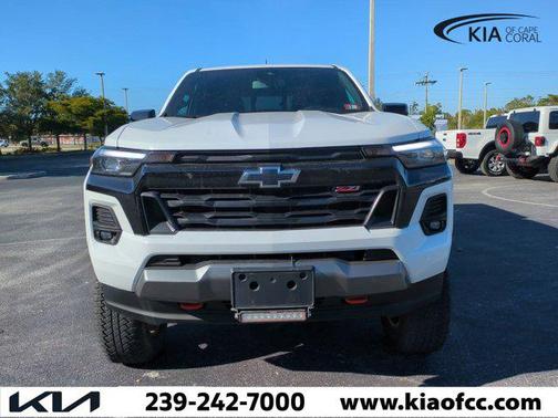 Summit White 2023 Chevrolet Colorado Z71
