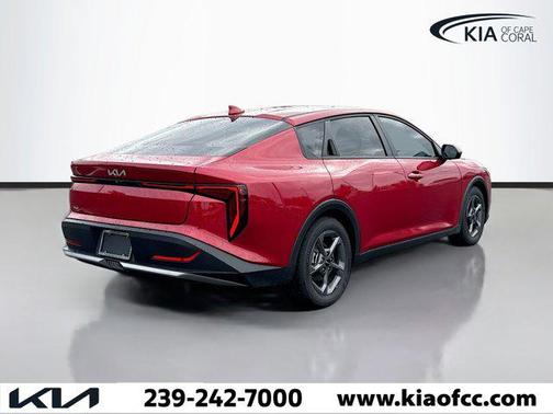 2025 Kia K4 LXS