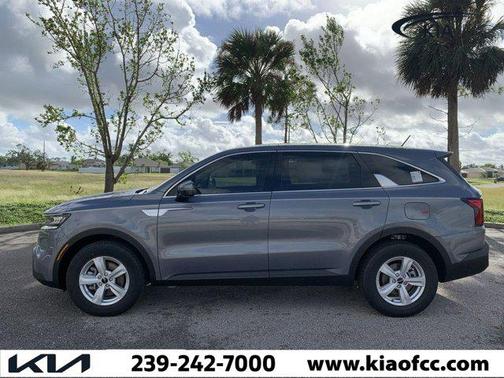 2023 Kia Sorento LX