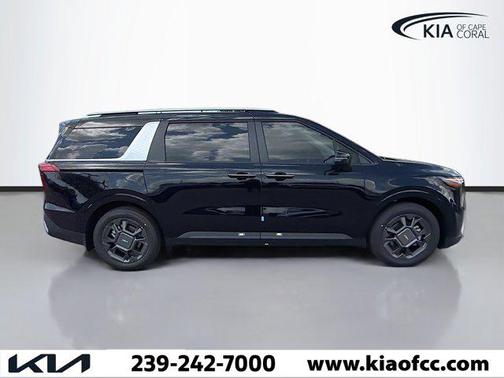 Aurora Black Pearl 2026 Kia Carnival Hybrid EX