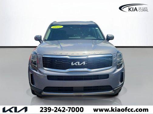 Everlasting Silver 2022 Kia Telluride EX