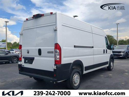 2024 RAM ProMaster 2500 Tradesman